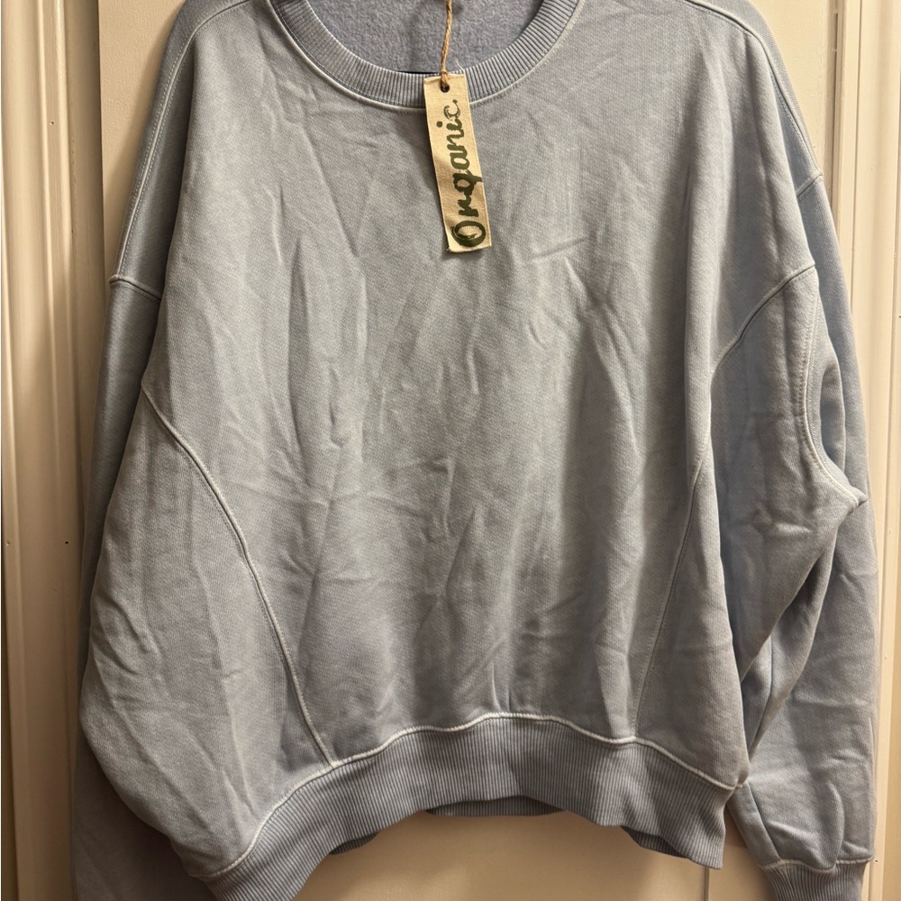 Light Blue women’s neutral ground